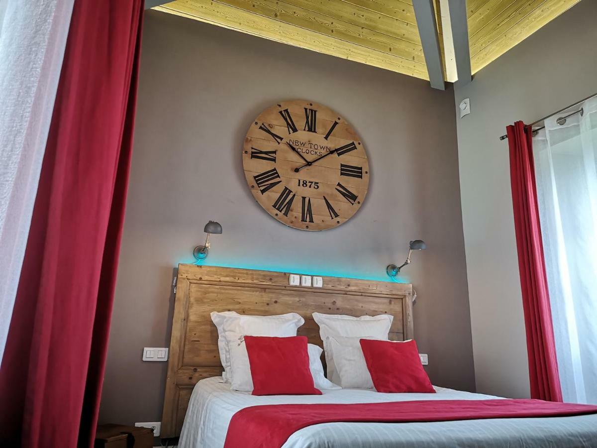 Bed and Breakfast Le Relais Des Deux Tours Brémondans Exterior foto