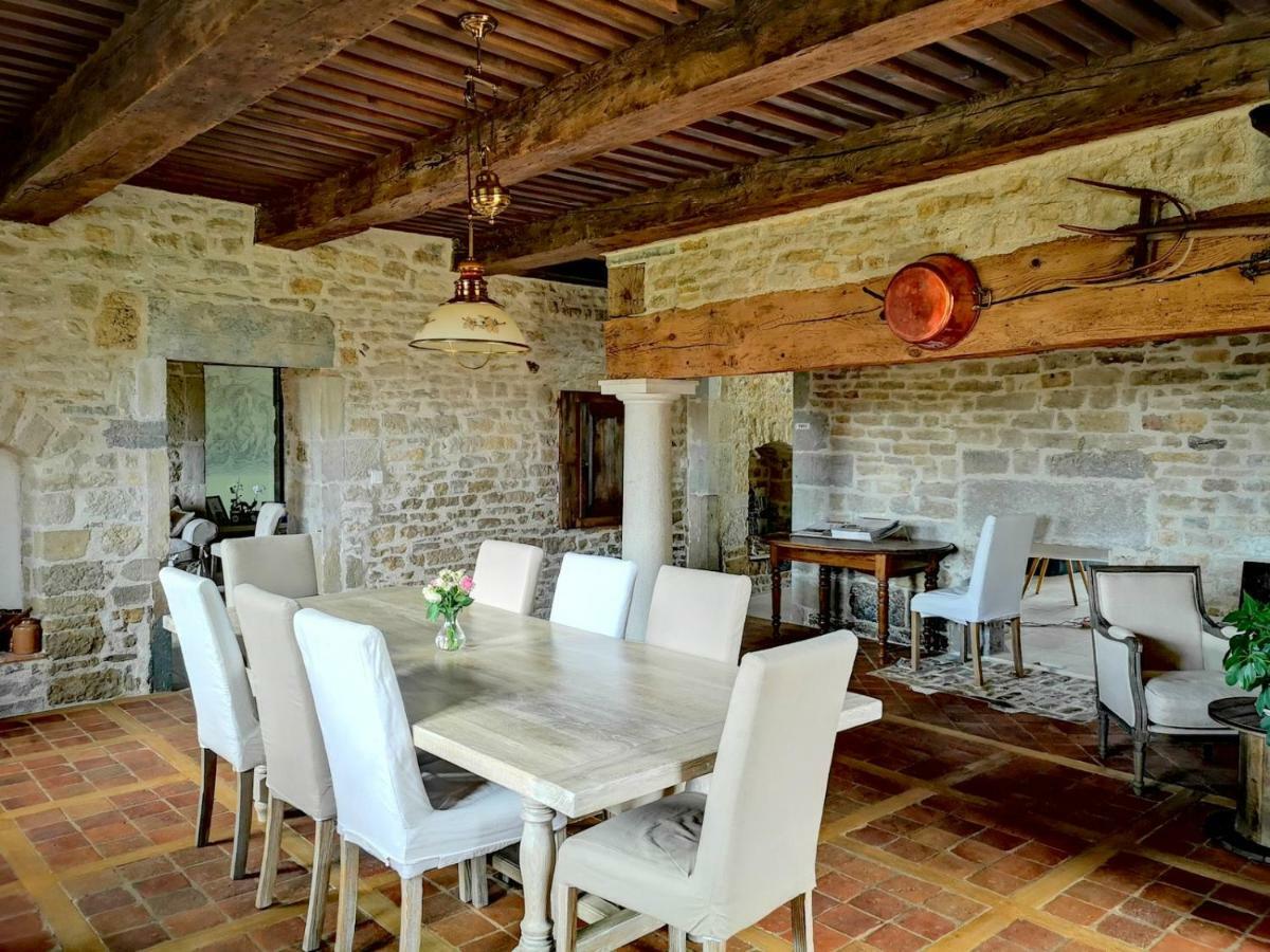 Bed and Breakfast Le Relais Des Deux Tours Brémondans Exterior foto